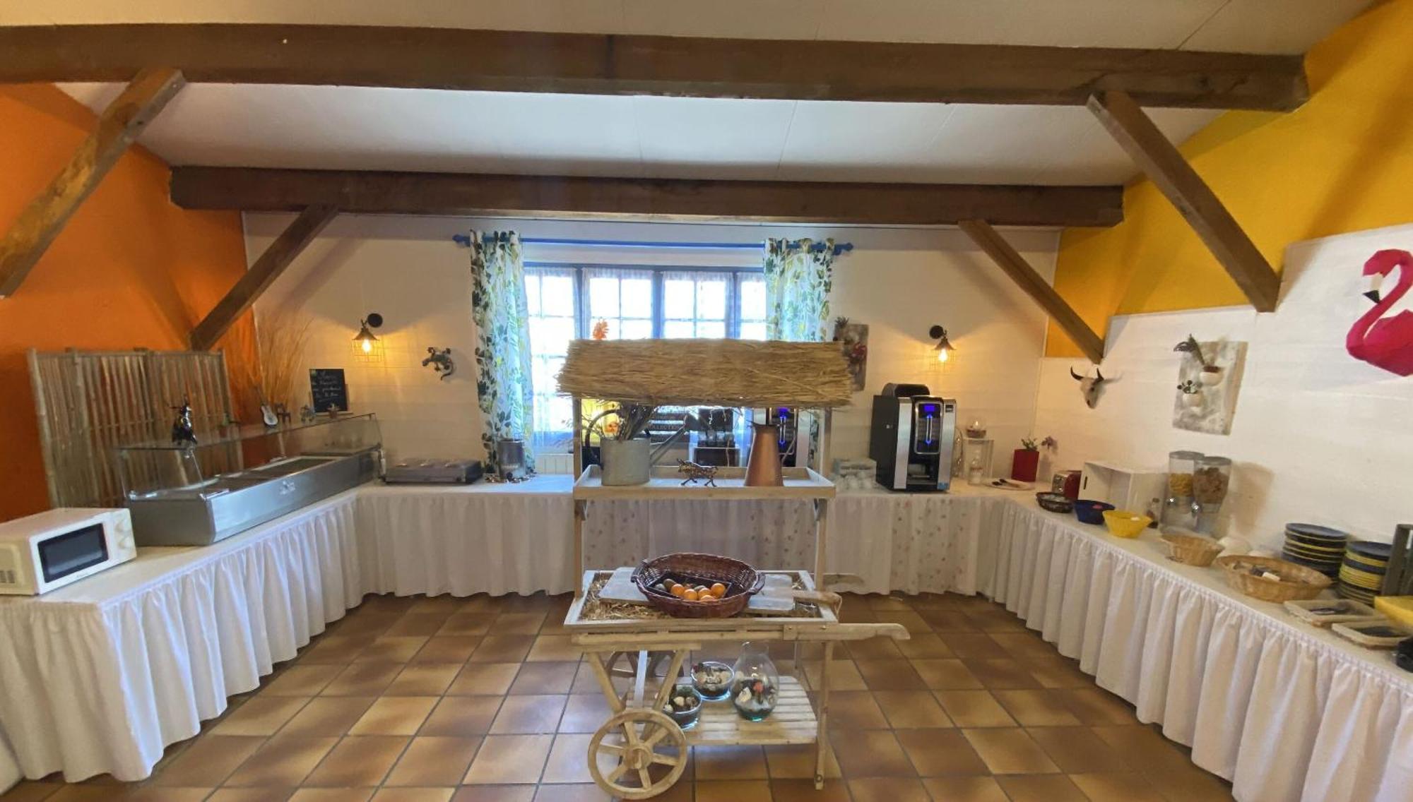 Hotel Des 4 Vents "Esprit Camargue" Aigues-Mortes Ngoại thất bức ảnh