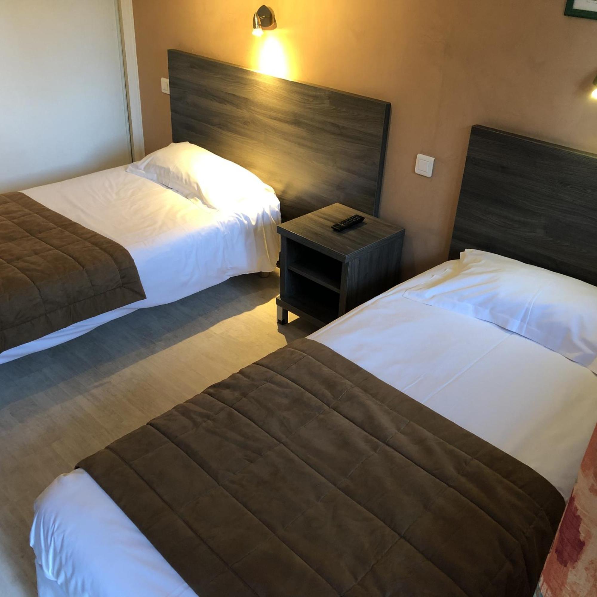 Hotel Des 4 Vents "Esprit Camargue" Aigues-Mortes Phòng bức ảnh