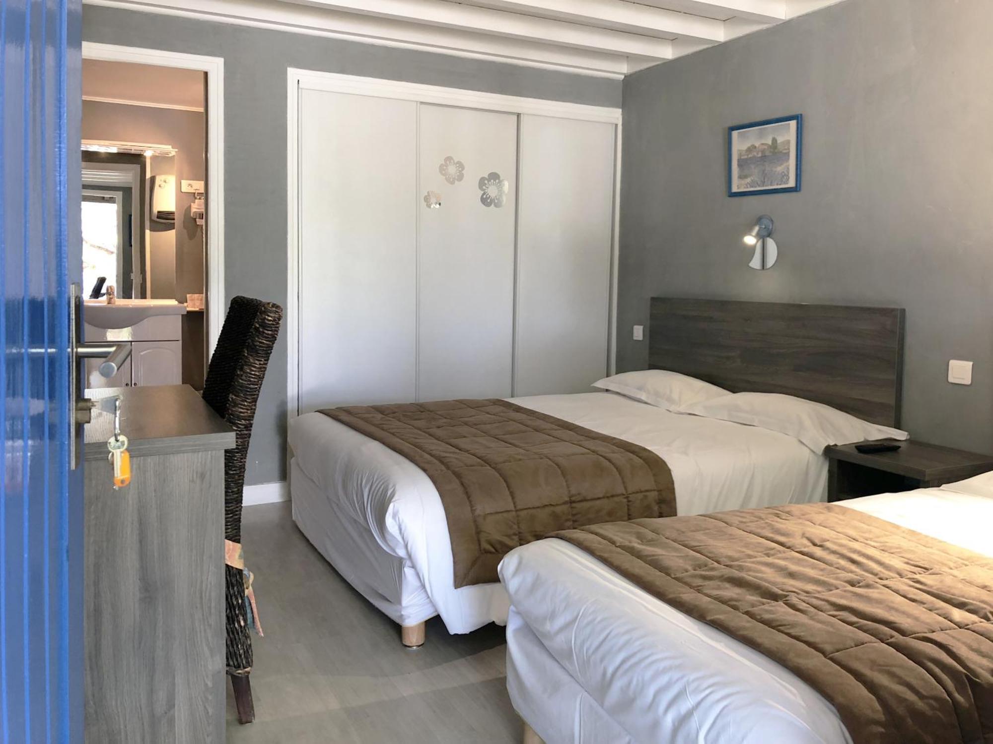 Hotel Des 4 Vents "Esprit Camargue" Aigues-Mortes Ngoại thất bức ảnh