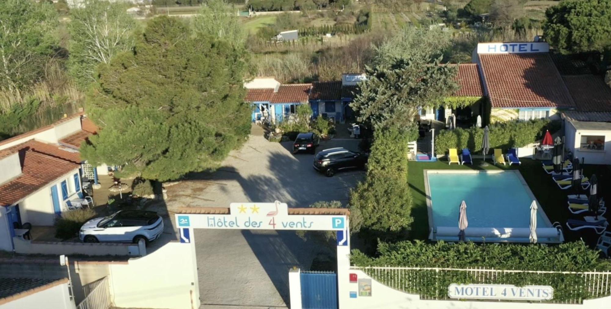 Hotel Des 4 Vents "Esprit Camargue" Aigues-Mortes Ngoại thất bức ảnh